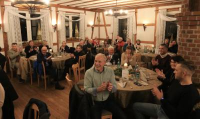 Unsere G�ste lauschen dem spannenden Vortrag