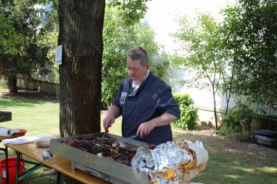 Peter Hebauer sorgt für das leibliche Wohl
