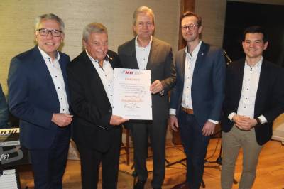 Stefan Dallinger (Landrat Rhein Neckarkreis), Werner Gutperle, Matthias Wilkes (Vorsitzender der MIT-Bergstrae), Dr. Stefan Griesheimer (stv. Vorsitzender der MIT-Bergstrae), Torben Kruhmann 