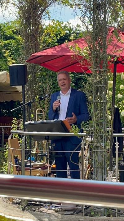 Matthias Wilkes, Vorsitzender der MIT Bergstrae bei der Ansprache.