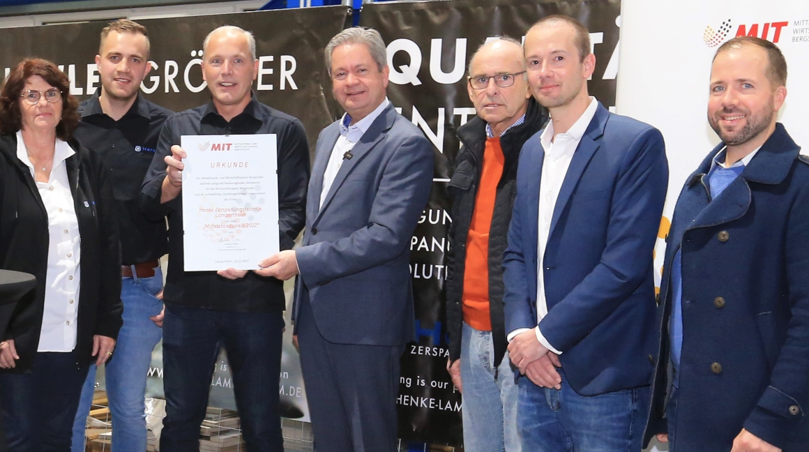 Firma Henke Zerspanungstechnik erhält den Mittelstandspreis 2022